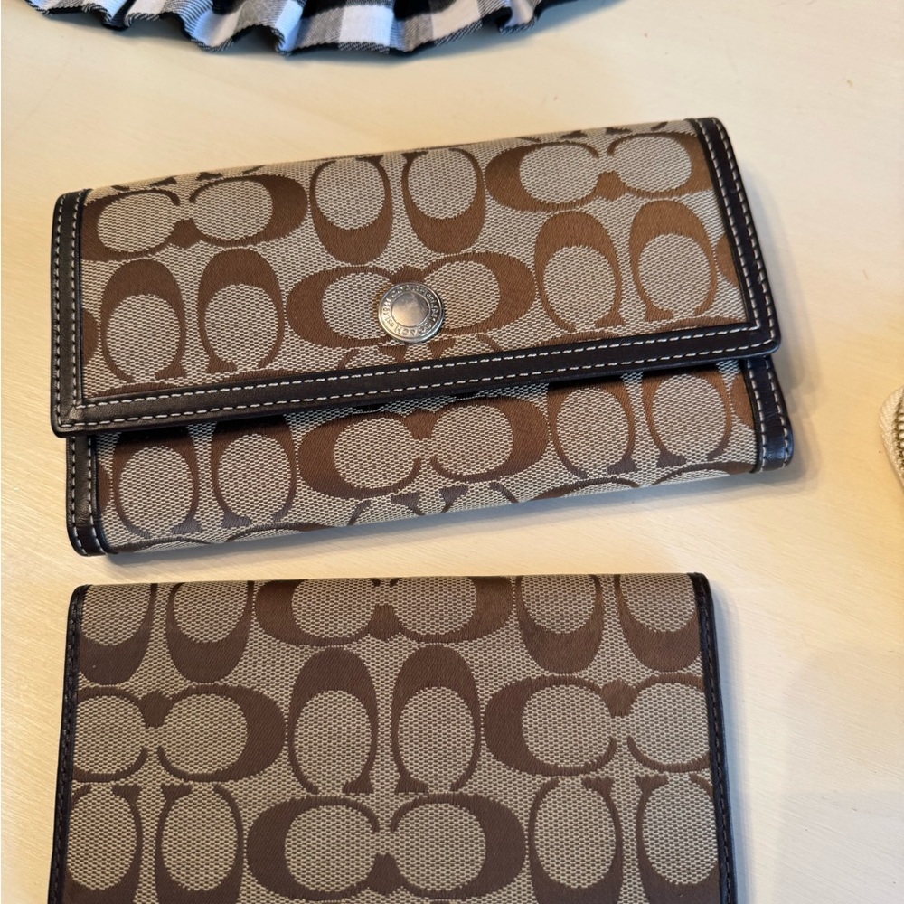 Coach Tan and Brown Signature Wallet